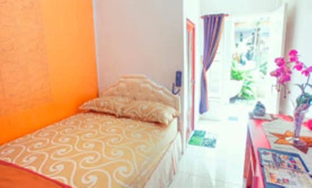 Mojokerto Classic Homestay Esterno foto